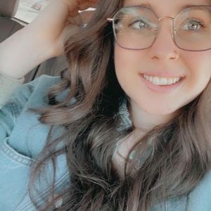 Meet your Posher, Hailey